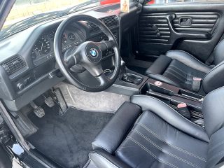 BMW 325iX 4WD