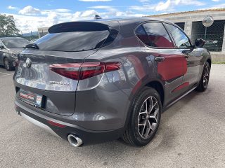 Alfa Romeo Stelvio Super 2,2 ATX RWD **ANGEBOT**