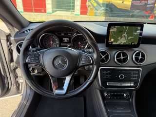 Mercedes-Benz CLA 220 d Aut. **AMG 43 LOOK**