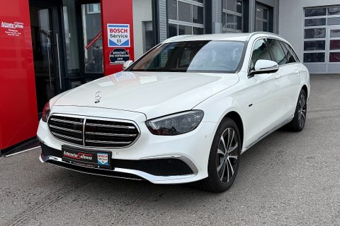 Mercedes-Benz E 300 de PHEV T 4Matic Aut.
