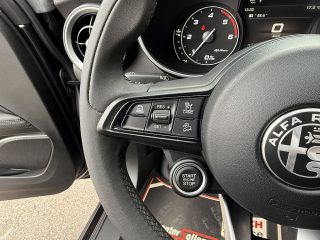 Alfa Romeo Stelvio Business 2,2 ATX RWD