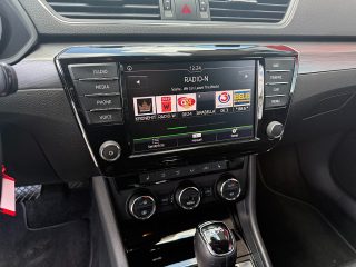 Skoda Superb Kombi 2,0 TDI Style DSG