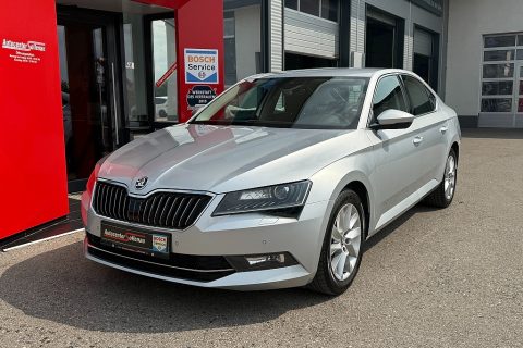 Skoda Superb 2,0 TDI Style