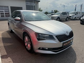 Skoda Superb 2,0 TDI Style
