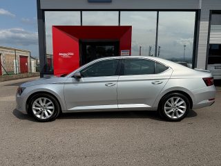 Skoda Superb 2,0 TDI Style