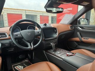 Maserati Ghibli Modena **SOMMERANGEBOT**