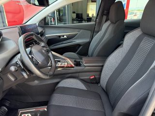 Peugeot 3008 BlueHDi 130 S&S EAT8 Active Pack