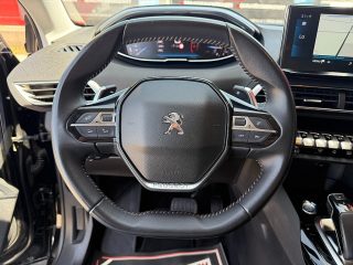 Peugeot 3008 BlueHDi 130 S&S EAT8 Active Pack