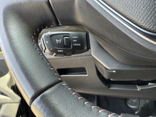 Peugeot 3008 BlueHDi 130 S&S EAT8 Active Pack