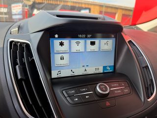 Ford C-MAX Titanium 1,0 EcoBoost