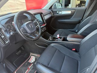 Volvo XC40 D4 Momentum AWD Geartronic