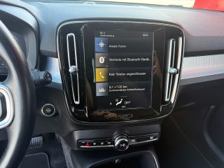 Volvo XC40 D4 Momentum AWD Geartronic