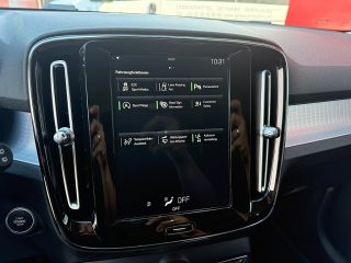 Volvo XC40 D4 Momentum AWD Geartronic