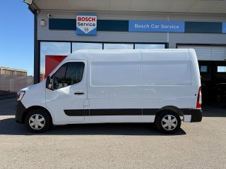 Renault Master L2H2 3,5t dCi 135 **mit Fahrzeugeinrichtung**