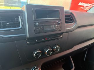 Renault Master L2H2 3,5t dCi 135 **mit Fahrzeugeinrichtung**