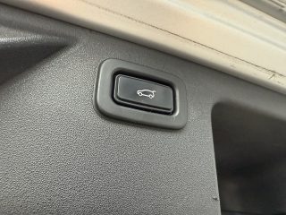 Land Rover Discovery Sport D180 4WD Aut. R-Dynamic SE