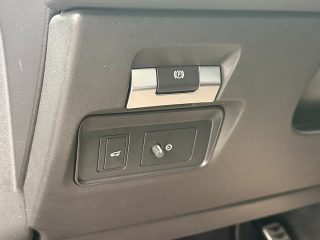 Land Rover Discovery Sport D180 4WD Aut. R-Dynamic SE