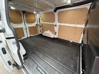 Ford Transit Custom Kasten 2,0 TDCi L1H1 310 Sport Aut.