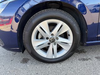 VW Golf Life 1,0 eTSI mHeV DSG