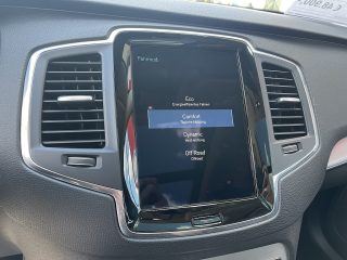 Volvo XC90 B5 AWD Momentum Pro