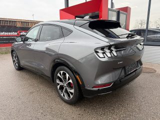 Ford Mustang Mach-E AWD Elektro Extended Range