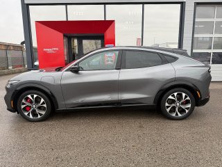 Ford Mustang Mach-E AWD Elektro Extended Range