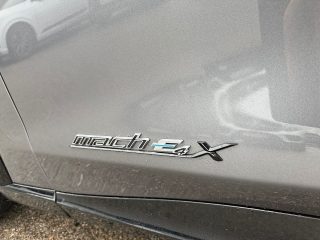 Ford Mustang Mach-E AWD Elektro Extended Range