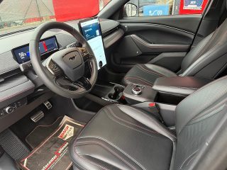 Ford Mustang Mach-E AWD Elektro Extended Range