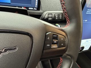 Ford Mustang Mach-E AWD Elektro Extended Range